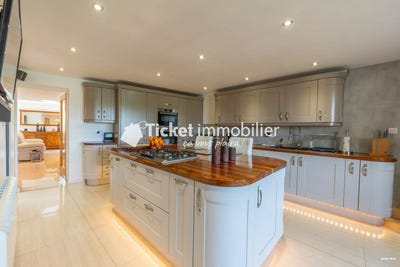 /international/fr/saint-marcel-sur-aude-languedoc-roussillon-310103732806/