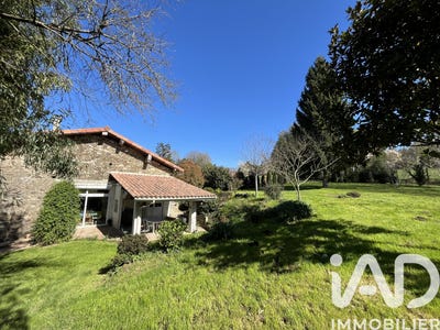 /international/fr/montemboeuf-charente-310106707738/