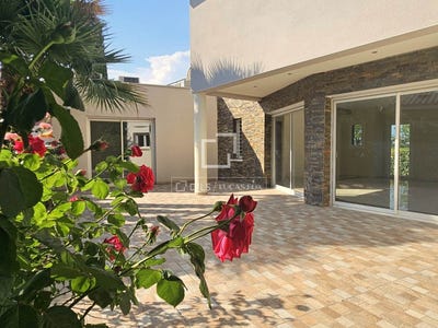 /international/fr/jacou-languedoc-roussillon-310107432108/