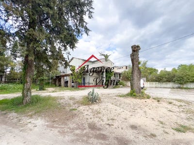 /international/fr/saint-jean-de-maruejols-et-avejan-languedoc-roussillon-310107252350/