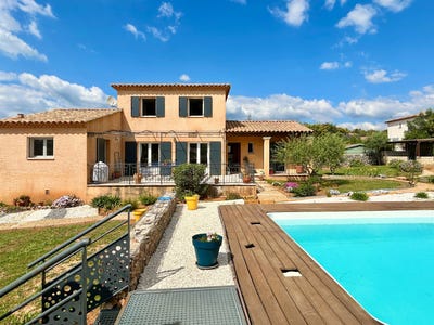 /international/fr/saint-siffret-languedoc-roussillon-310107921268/