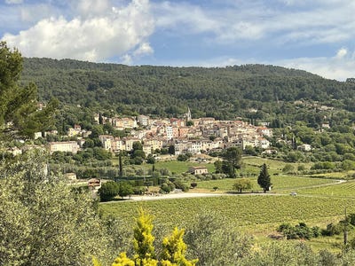 /international/fr/callas-hh-15399369-callas-provence-alpes-cote-d-azur-310100956390/