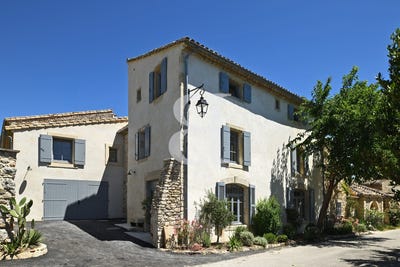 /international/fr/grignan-rhone-310108676233/?lang=th