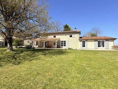 /international/fr/brossac-charente-310107238561/