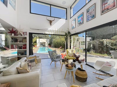 /international/fr/cessenon-sur-orb-languedoc-roussillon-310108677633/