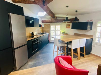 /international/fr/pezenas-languedoc-roussillon-310109604575/