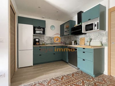 /international/fr/pezenas-languedoc-roussillon-310108837643/?lang=th