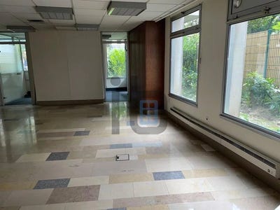 /international/fr/neuilly-sur-seine-ile-de-france-310098839953/