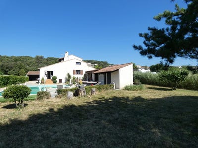 /international/fr/rousson-centre-val-de-loire-310109746446/