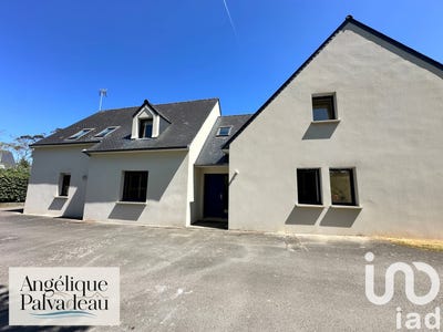 /international/fr/clohars-carnoet-brittany-310097820978/
