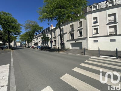 /international/fr/angers-pays-de-la-loire-310099550066/