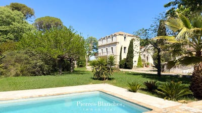 /international/fr/saint-aunes-languedoc-roussillon-310107013888/