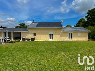 /international/fr/anglars-saint-felix-midi-pyrenees-310101485967/?lang=id