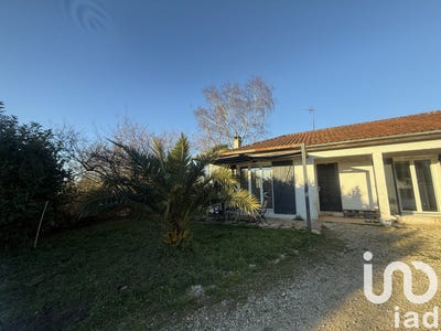 /international/fr/saint-michel-de-montaigne-aquitaine-310096842759/