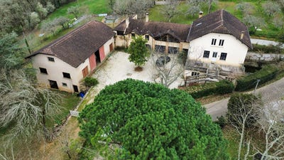 /international/fr/cazals-midi-pyrenees-310108973912/