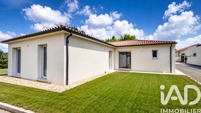 /international/fr/ruelle-sur-touvre-charente-310108112110/
