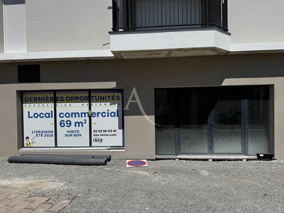 /international/fr/challans-pays-de-la-loire-310110245969/
