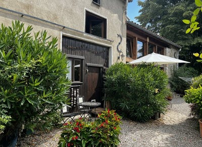 /international/fr/escueillens-et-saint-just-de-belengard-languedoc-roussillon-310109128386/?lang=th