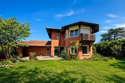/international/fr/biarritz-aquitaine-310108455158/