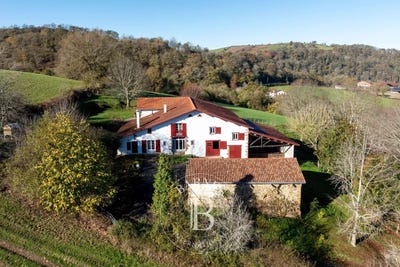 /international/fr/saint-palais-aquitaine-310104079247/