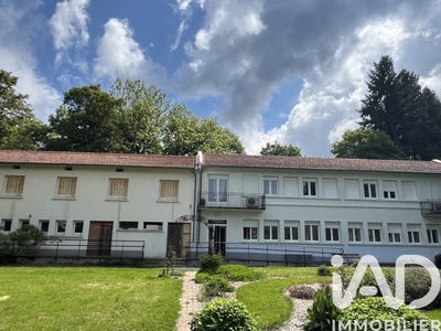 /international/fr/brousse-ardennes-310105893528/
