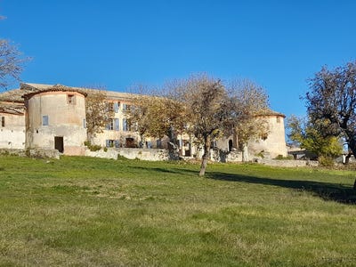 /international/fr/digne-les-bains-provence-alpes-cote-d-azur-120094959102/