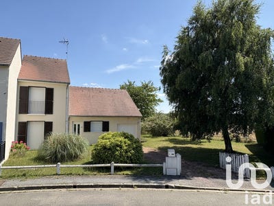 /international/fr/milly-sur-therain-picardie-310100904714/