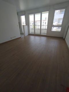 /international/fr/cergy-ile-de-france-310101420118/?lang=it