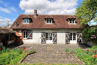 /international/fr/nogent-le-roi-centre-val-de-loire-310100493739/