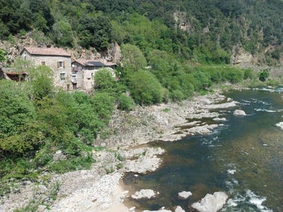 /international/fr/saint-maurice-en-chalencon-rhone-310100289854/