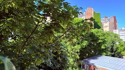/international/fr/paris-16-ile-de-france-310108634083/
