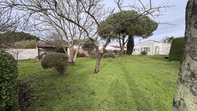 /international/fr/loix-charente-310105380552/