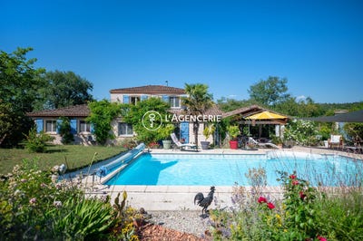 /international/fr/carlus-midi-pyrenees-310106711796/