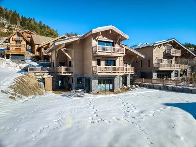 /international/fr/auron-saint-etienne-de-tinee-provence-alpes-cote-d-azur-310106711587/