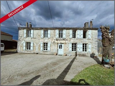 /international/fr/javrezac-charente-310106287618/