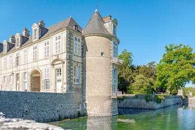 /international/fr/avaray-centre-val-de-loire-310107702913/