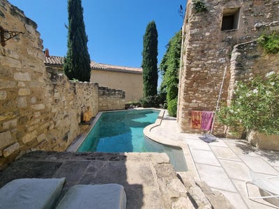 /international/fr/le-barroux-provence-alpes-cote-d-azur-120094030162/