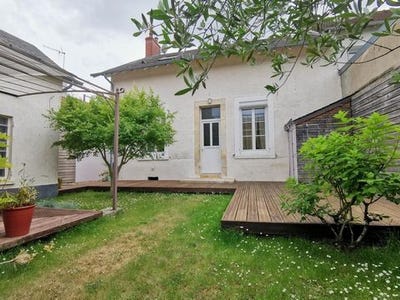 /international/fr/bourges-centre-val-de-loire-310100176750/