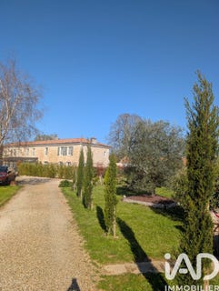 /international/fr/saint-simon-de-pellouaille-charente-310108670592/?lang=th