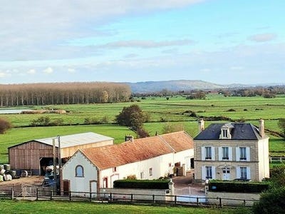 /international/fr/petiville-la-basse-normandie-310106996441/