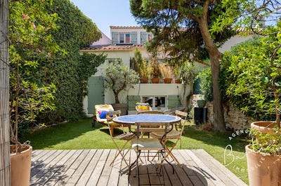 /international/fr/marseille-provence-alpes-cote-d-azur-310101410759/?lang=pt