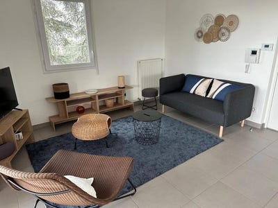 /international/fr/tassin-la-demi-lune-rhone-310108420974/