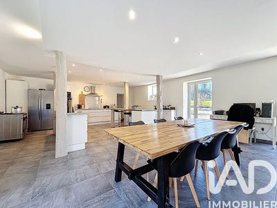 /international/fr/dol-de-bretagne-brittany-310106106723/