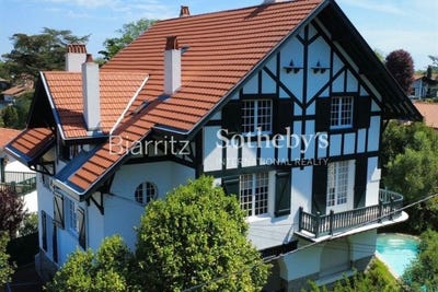 /international/fr/biarritz-aquitaine-310108455813/