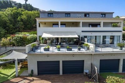 /international/fr/albitreccia-corsica-310101380228/?lang=en