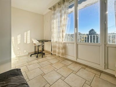 /international/fr/tours-centre-val-de-loire-310102514824/