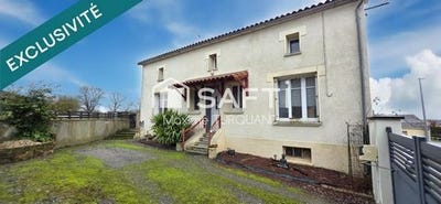 /international/fr/courlay-charente-310105518019/