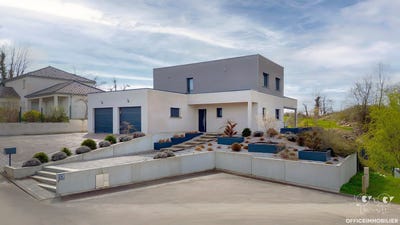 /international/fr/besancon-franche-comte-310107888630/
