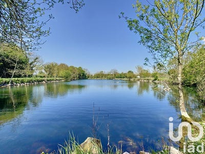 /international/fr/divatte-sur-loire-pays-de-la-loire-310098796292/
