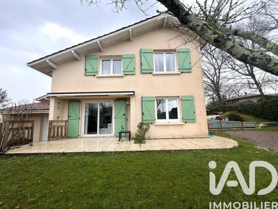 /international/fr/saint-pierre-du-mont-burgundy-310106459018/